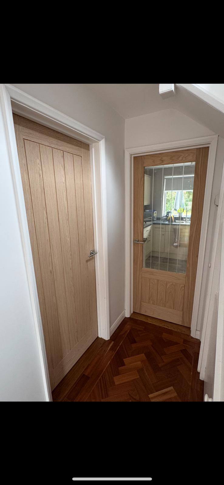Oak internal doors with parquet